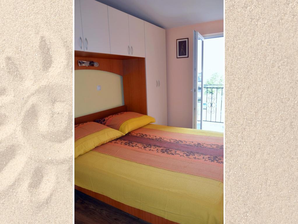 Apartman Julienne Kaštela Екстериор снимка